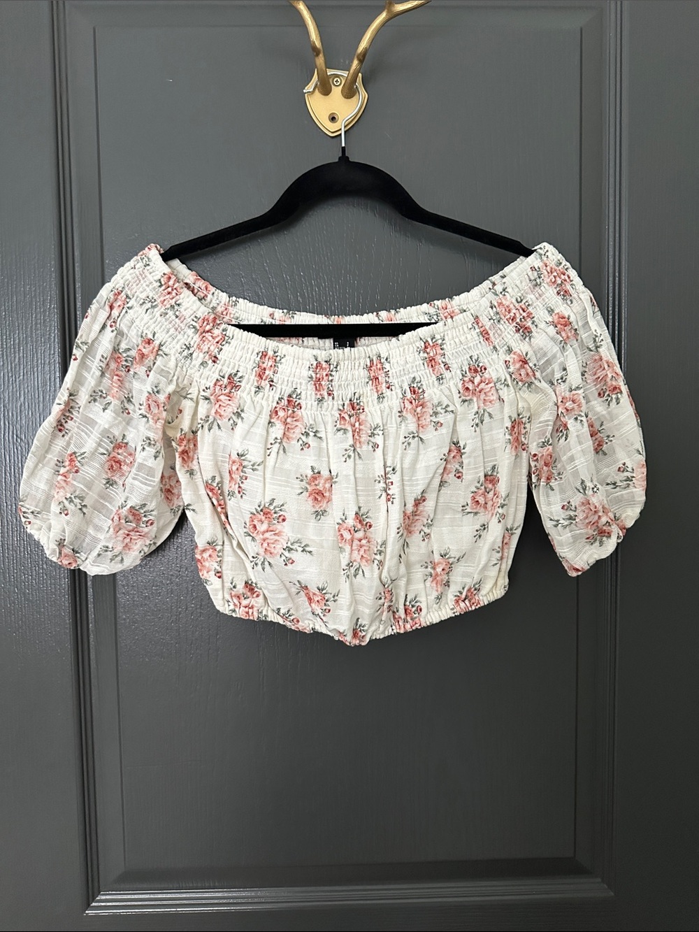 Floral Off-Shoulder Crop Top in Cream and Blush